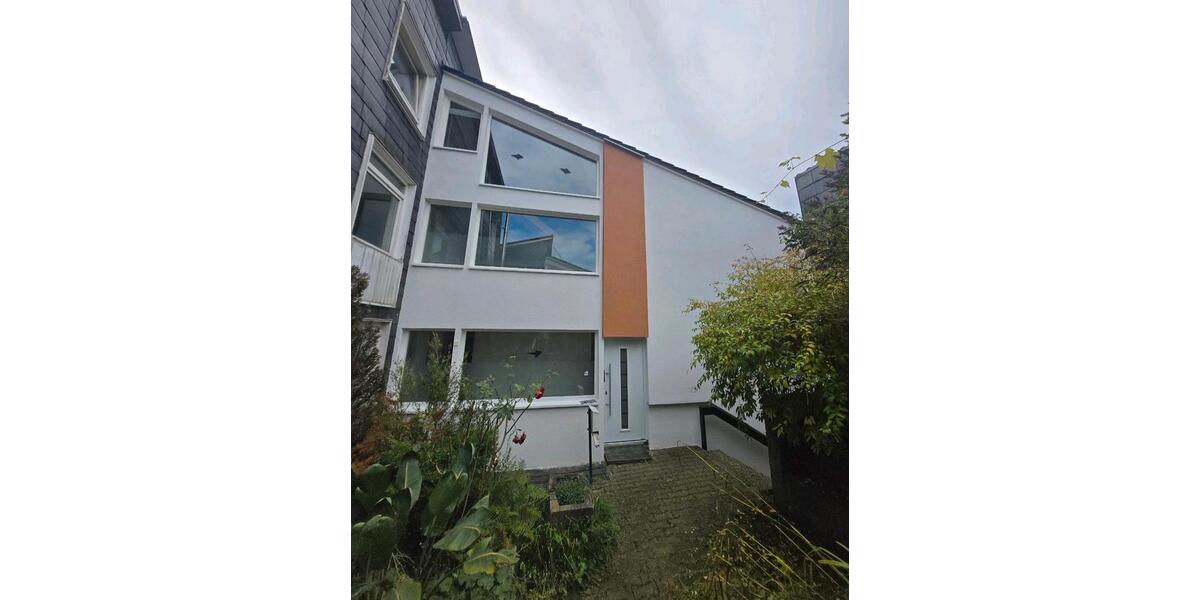 Reihenhaus Bad Wildbad - 8 Zimmer, 224 m&sup2;, 1.600&euro; | Angebot:25052132