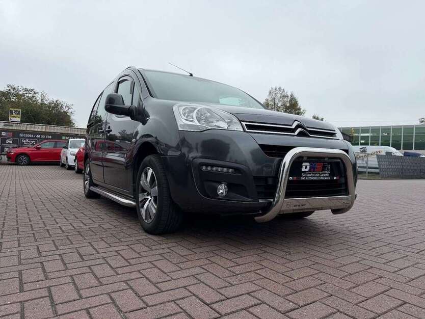 Citroen Berlingo 148.250 km 8.888 € Dinslaken 46537