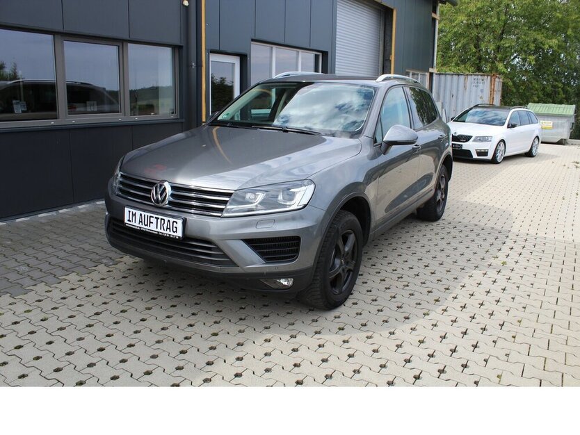 VW Touareg V6 3.0 TDI NAVI/LEDER/AHK/Xenon/SHZ 205.985 km 18.000 € Höchstenbach 57629