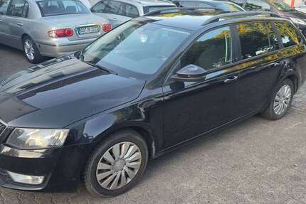 Skoda Octavia 388.000 km 2.999 &euro; Neumünster 24536
