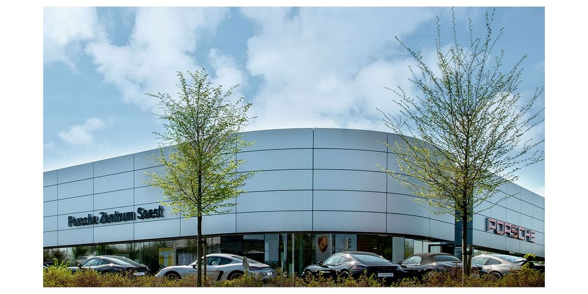 Porsche Taycan 17.990 km 87.900 &euro; Soest 59494