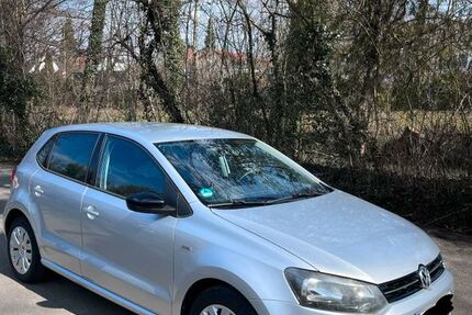VW Polo 100.800 km 7.300 &euro; München 81369