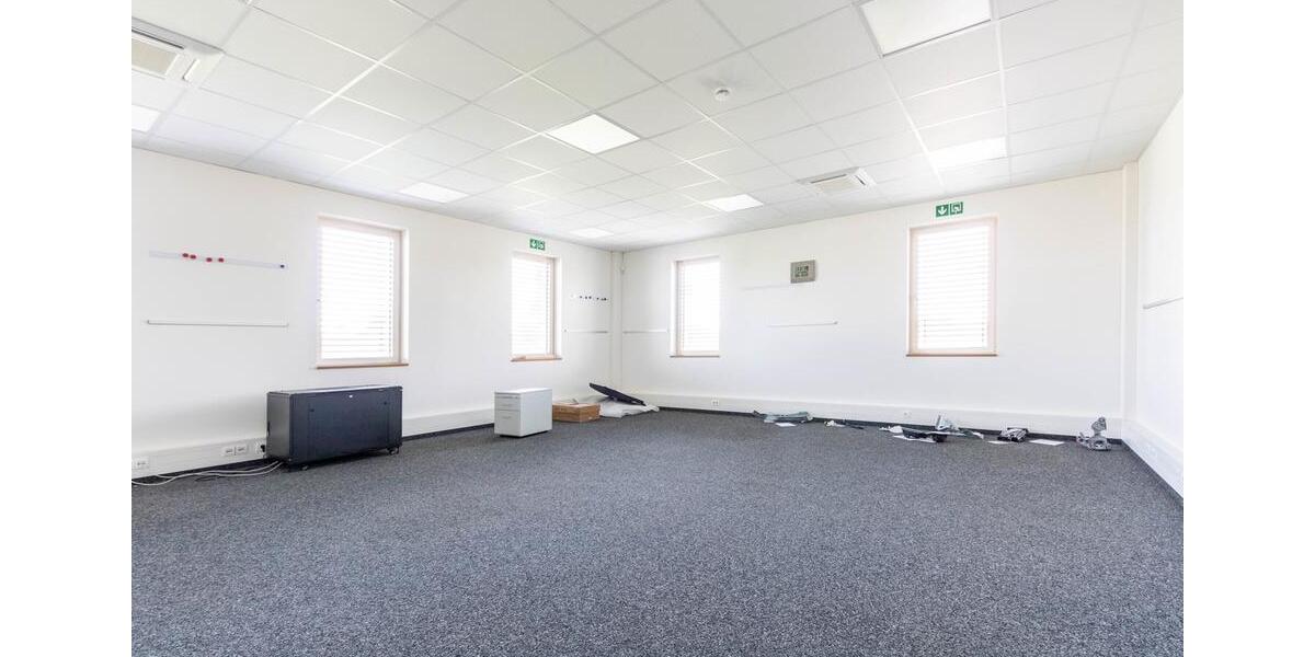 Gewerbeobjekt Kösching - 3.500&euro; | Angebot:20959855