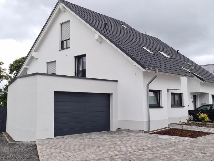 Einziehen und Wohlfühlen - Lichtdurchflutetes Wohnhaus, NB-Erstbezug, in idyllischer Stadtrandlage 6 zimmer
