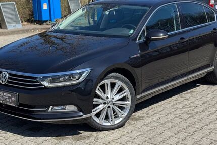 VW Passat 157.500 km 19.999 € Holzkirchen nähe München 83607