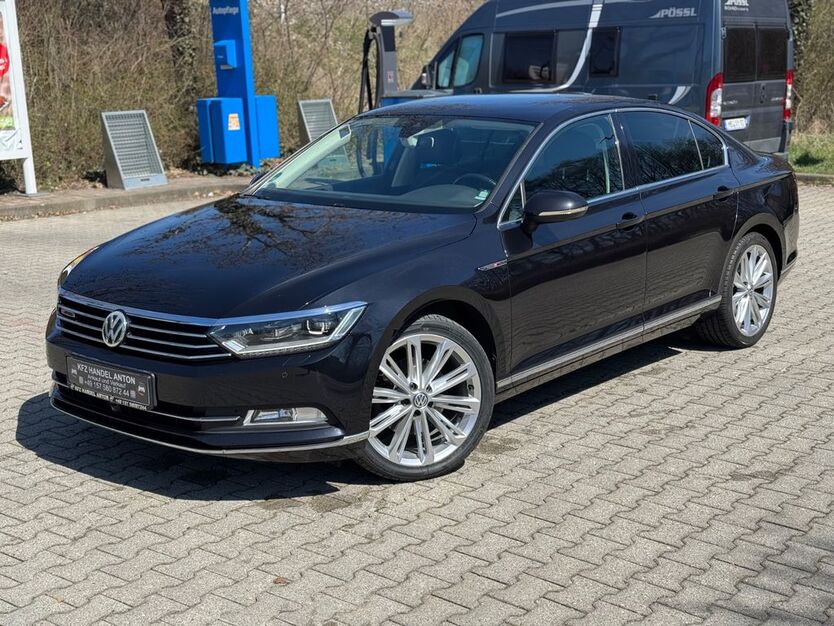 VW Passat 157.500 km 19.999 € Holzkirchen nähe München 83607