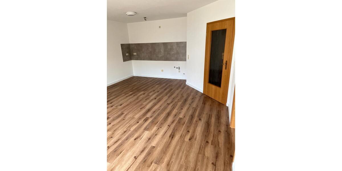 Etagenwohnung Ellwangen (Jagst) - 2 Zimmer, 50 m&sup2;, 620&euro; | Angebot:26316439