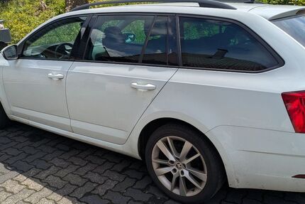 Skoda Octavia 209.000 km 10.500 &euro; Marienheide 51709