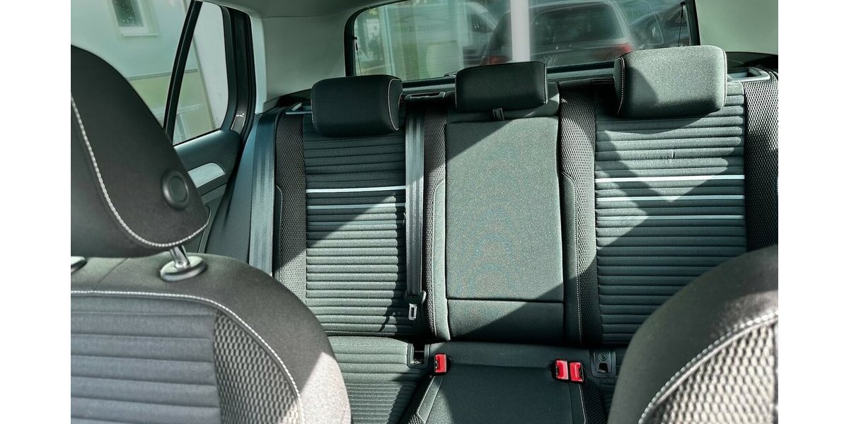 VW Golf Cup BMT 132.500 km 8.995 &euro; Meißen 01662