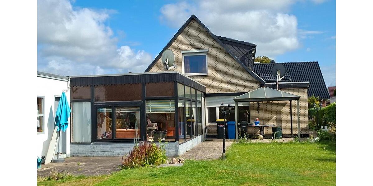 Einfamilienhaus Bremerhaven Schiffdorferdamm - 4 Zimmer, 120 m&sup2;, 190.000&euro; | Angebot:27111446
