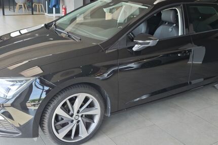 Seat Leon 68.870 km 19.590 &euro; Bad Frankenhausen 06567