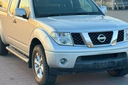 Nissan Navara 330.000 km 5.800 &euro; Rotenburg Wümme 27356