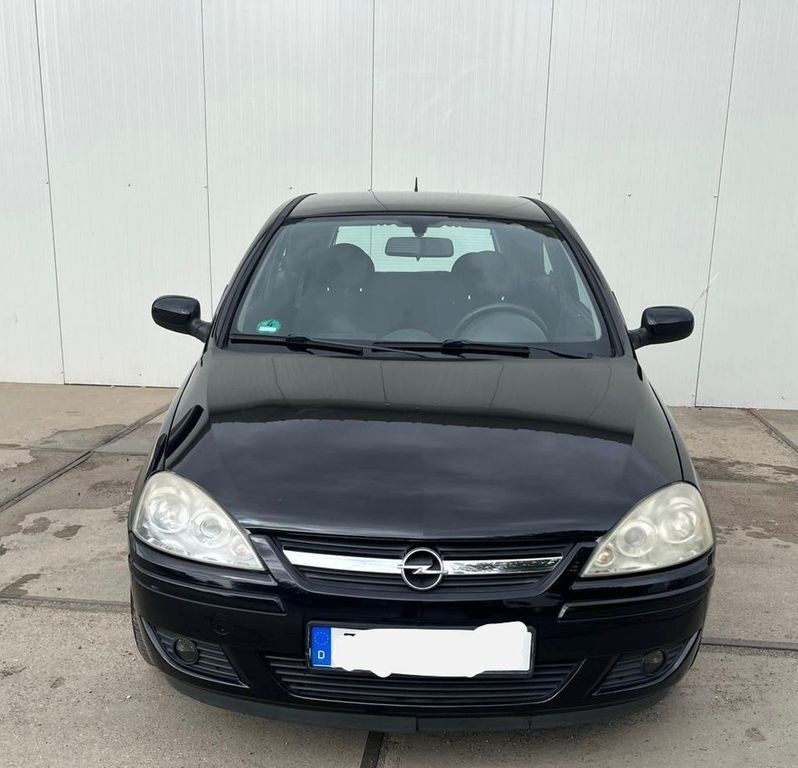 Opel Corsa 120.000 km 1.900 € Bonn 53125