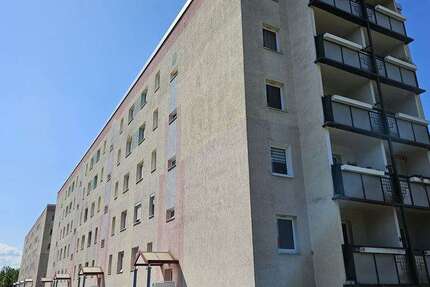 Wohnung zum Mieten in Welzow 323,50 € 62.21 m² 3 zimmer