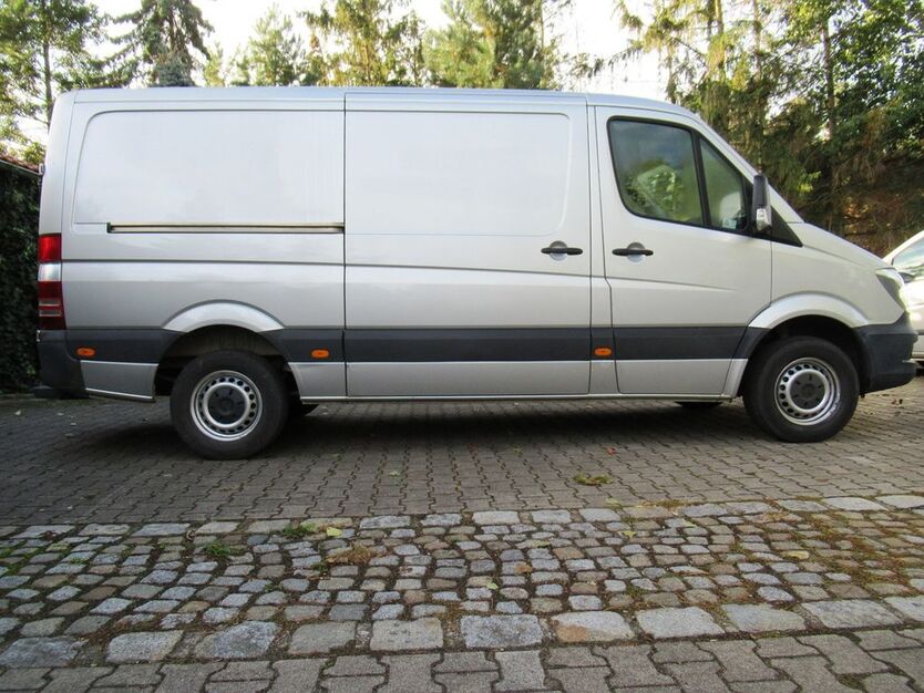 Mercedes-Benz Sprinter 190.000 km 12.899 € Gröbern bei Meissen 01689