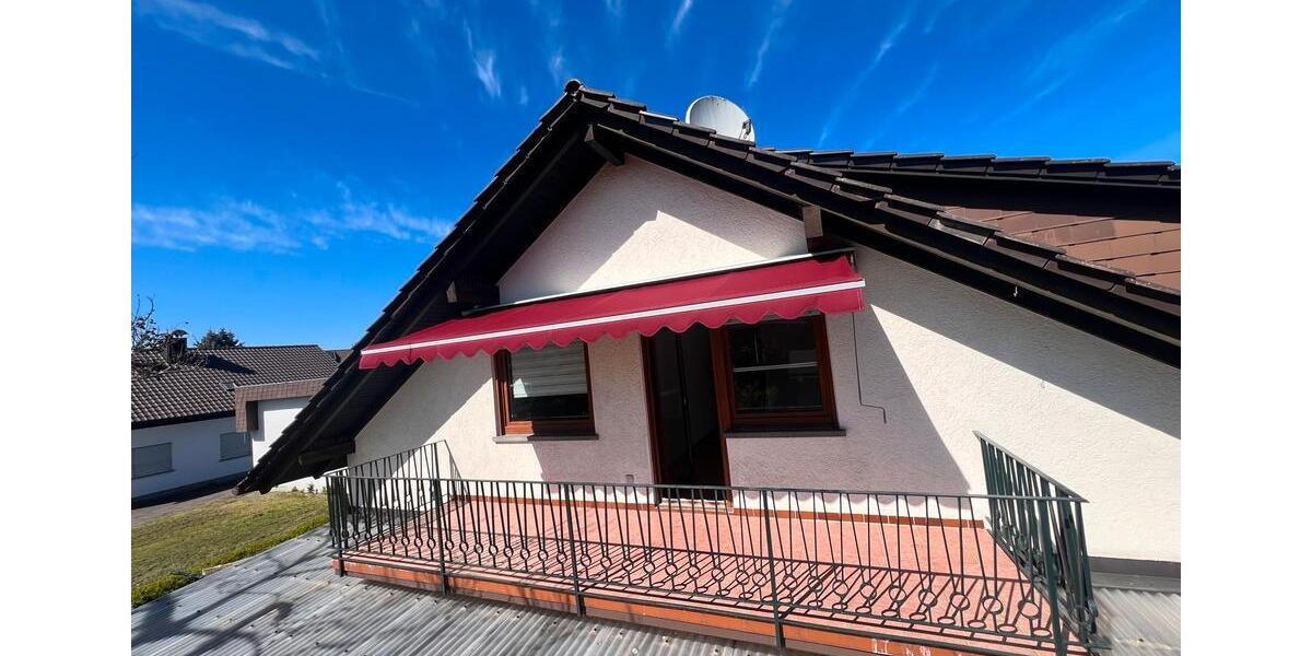 Dachgeschoßwohnung Sasbach - 3 Zimmer, 90 m&sup2;, 950&euro; | Angebot:26414200