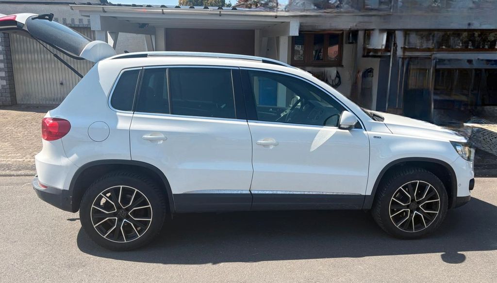 VW Tiguan 204.000 km 10.500 &euro; Hausen 97262