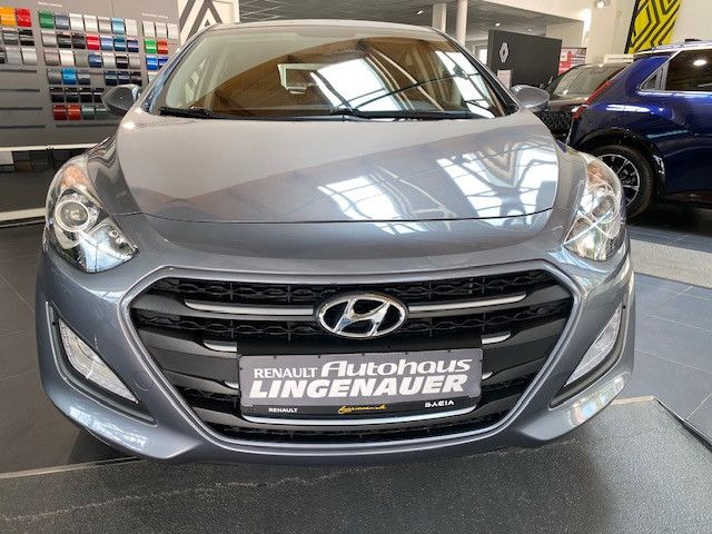 Hyundai i30 110.150 km 8.484 &euro; Marienberg 09496