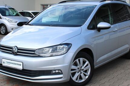 VW Touran 108.311 km 20.490 &euro; Sandkrug 26209