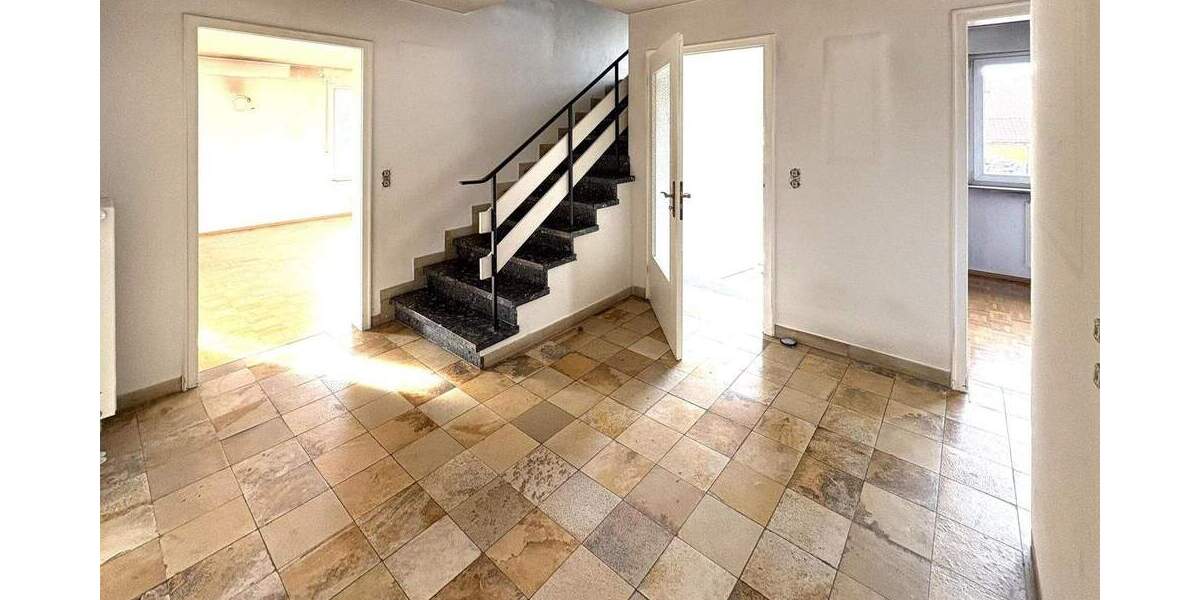Einfamilienhaus Balingen - 7 Zimmer, 180 m&sup2;, 518.000&euro; | Angebot:25692944