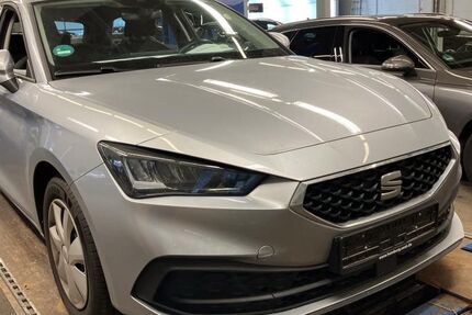 Seat Leon 51.200 km 18.350 &euro; Schleusingen 98553