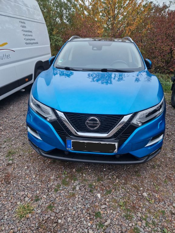 Nissan Qashqai 68.000 km 16.500 € Bettendorf 56355