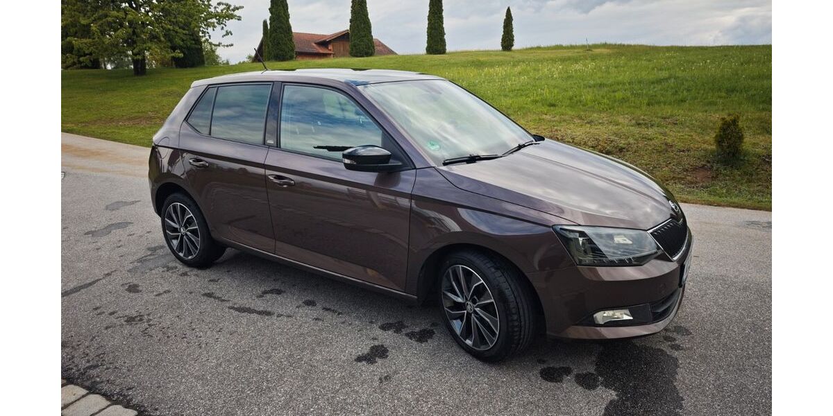 Skoda Fabia 113.000 km 9.399 &euro; Breitenberg 94139