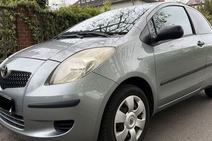 Toyota Yaris 70.842 km 3.500 &euro; Leipzig 04275