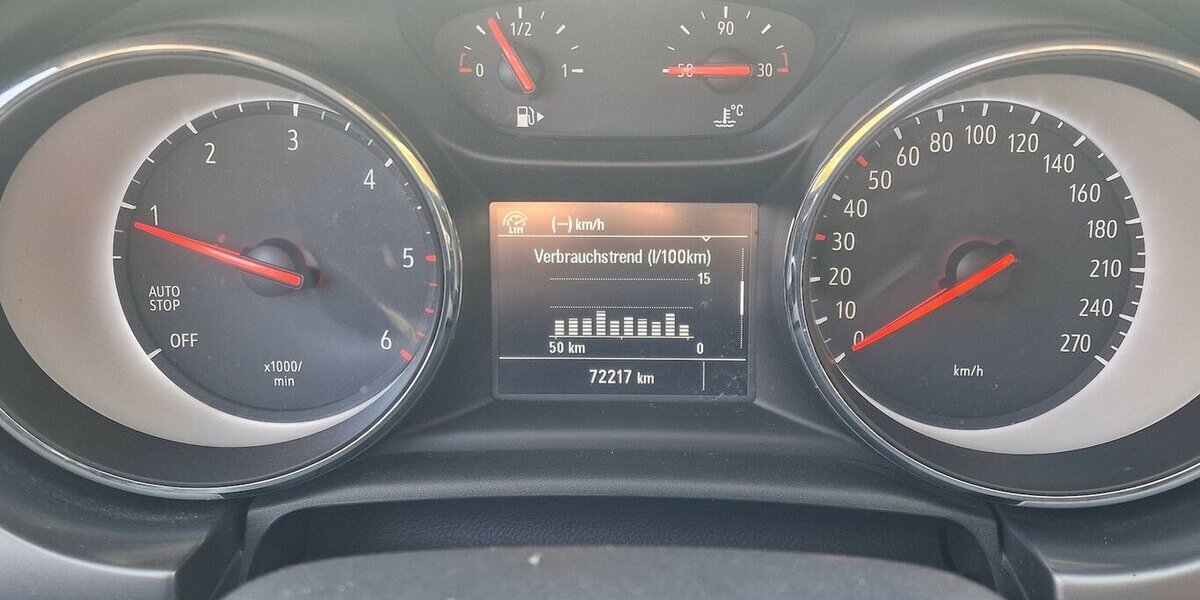 Opel Astra Edition StartStop NAVI Klima 72.000 km 13.299 &euro; Landau 76829