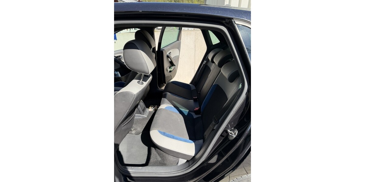 VW Polo 309.867 km 6.399 &euro; Tuttlingen 78532