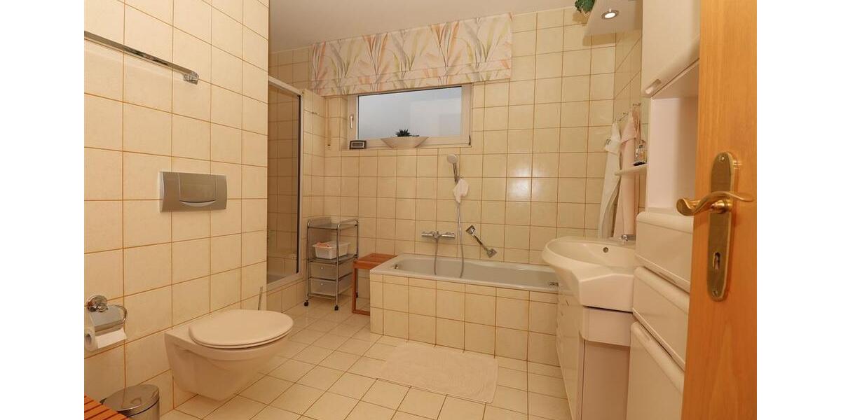 Etagenwohnung Eschwege - 2 Zimmer, 104 m&sup2;, 790&euro; | Angebot:23687432