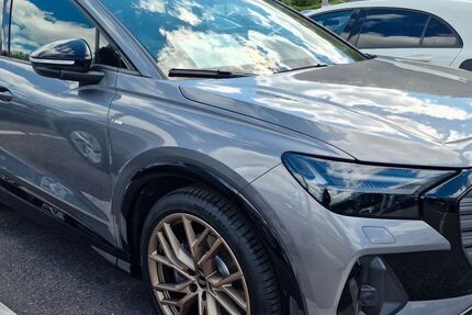 Audi Q4 e-tron 29.000 km 33.999 &euro; Köln 50737