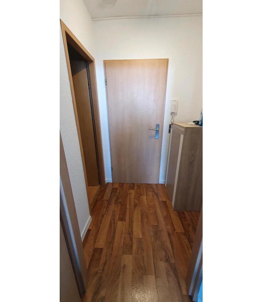 Geschmackvolle,vollst. renovierte 2 Raum Wohnung