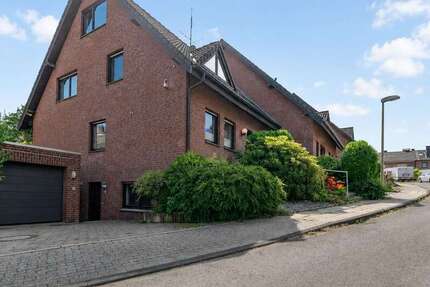 Haus Essen Stadtbezirk VII - 5.5 Zimmer, 157 m&sup2;, 499.000&euro; | Angebot:27121971