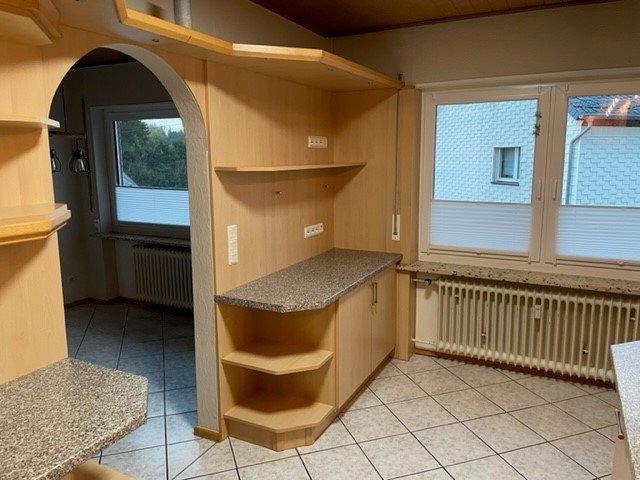 Etagenwohnung Dickenschied - 4 Zimmer, 144 m&sup2;, 890&euro; | Angebot:26680927