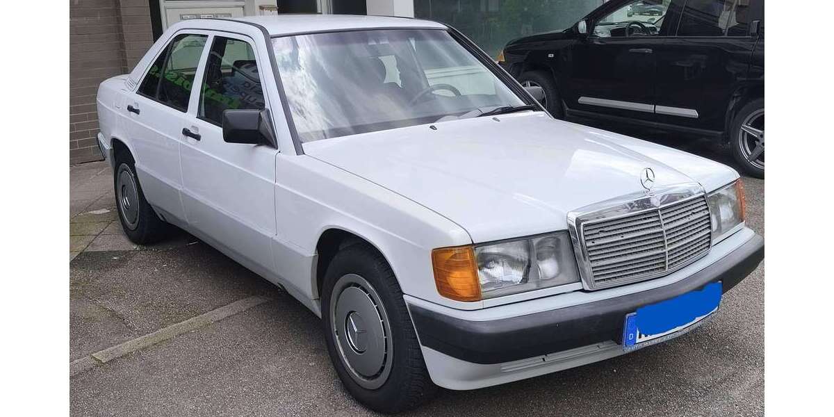 Mercedes-Benz 190 248.000 km 8.500 &euro; Karlsruhe, Stadt 76227