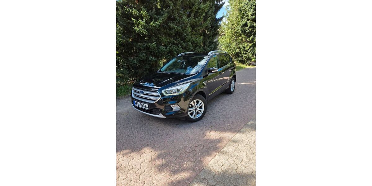 Ford Kuga 95.000 km 13.800 &euro; Wesel 46485