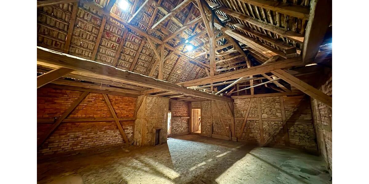 Bauernhaus, Landhaus Apolda - 8 Zimmer, 148 m&sup2;, 225.000&euro; | Angebot:27244739