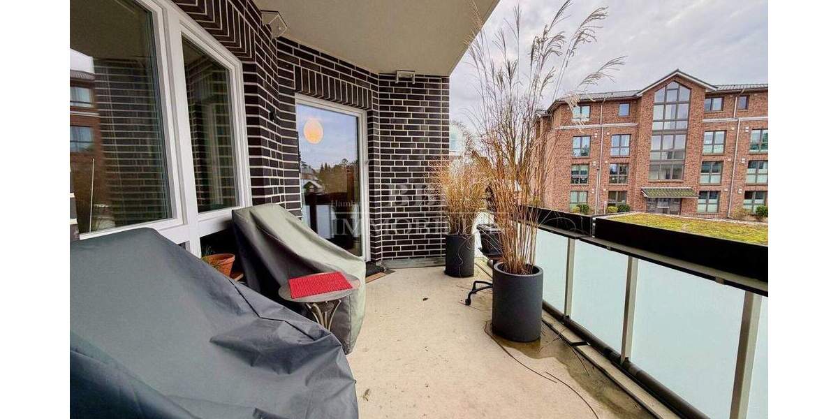 Neuwertige- Wunderschöne, großzügige 3 Zimmer Wohnung mit Balkon und Fahrstuhl 3 zimmer