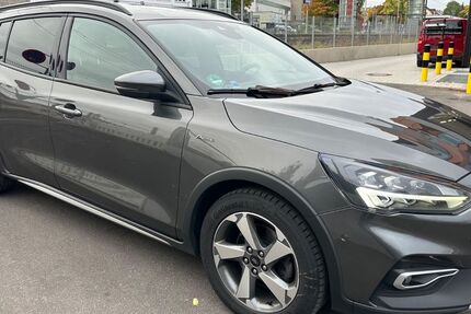 Ford Focus 184.000 km 11.999 € Ditzingen 71254