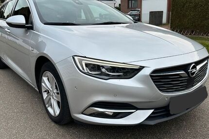 Opel Insignia 182.000 km 7.450 &euro; Hamburg 22175