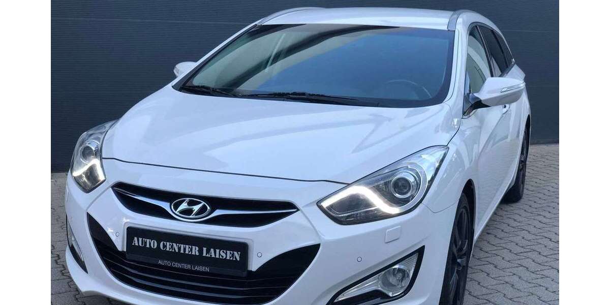 Hyundai i40 135.500 km 8.999 &euro; Reutlingen 72766