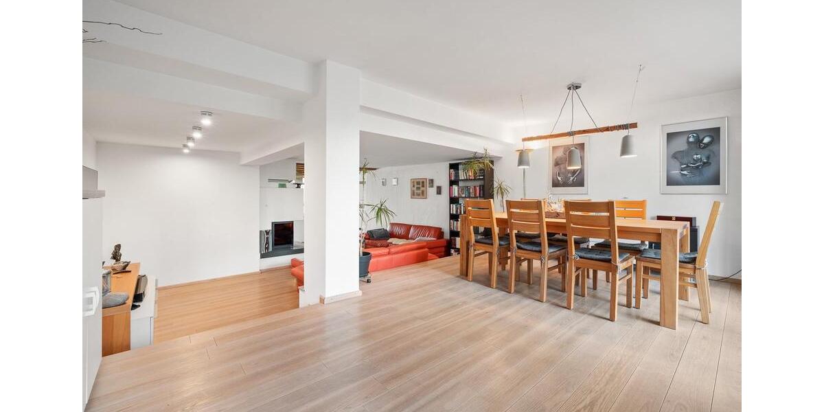 Maisonettenwohnung Engen - 4.5 Zimmer, 155 m&sup2;, 499.000&euro; | Angebot:26975116