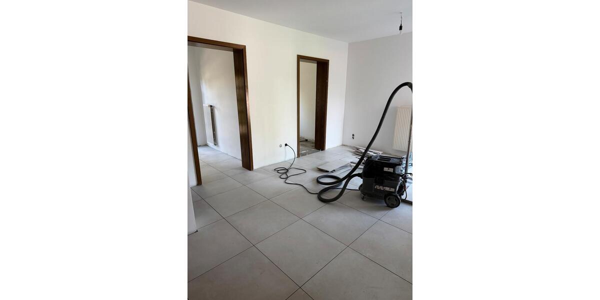 Reihenhaus Kierspe - 6 Zimmer, 140 m&sup2;, 1.300&euro; | Angebot:26314343