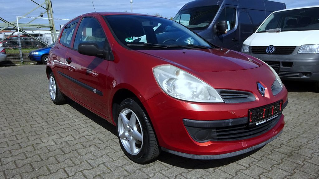 Renault Clio 77.000 km 3.300 &euro; Münster 48165