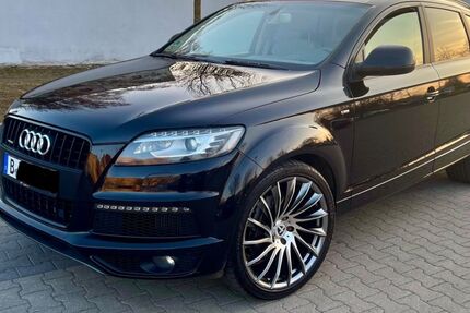 Audi Q7 220.100 km 17.900 &euro; Berlin 13351