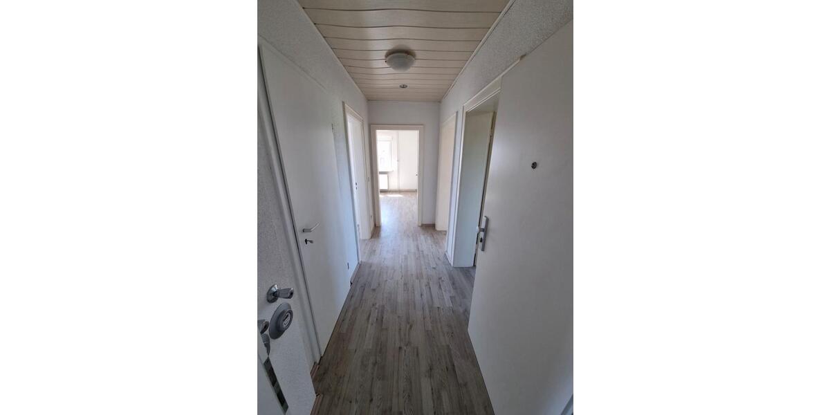 Etagenwohnung Bebra - 3 Zimmer, 60 m&sup2;, 650&euro; | Angebot:25293251