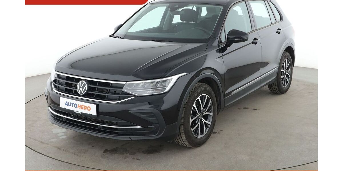 VW Tiguan 23.629 km 26.430 &euro; Dresden 01187