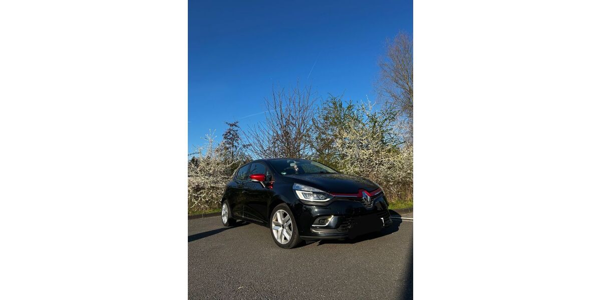 Renault Clio 179.000 km 5.699 &euro; Dortmund 44137