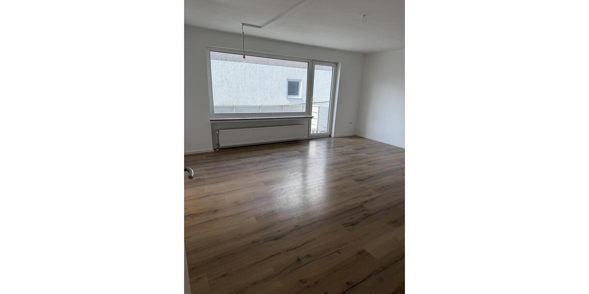 Etagenwohnung Schwerte - 4 Zimmer, 92 m&sup2;, 875&euro; | Angebot:25960176